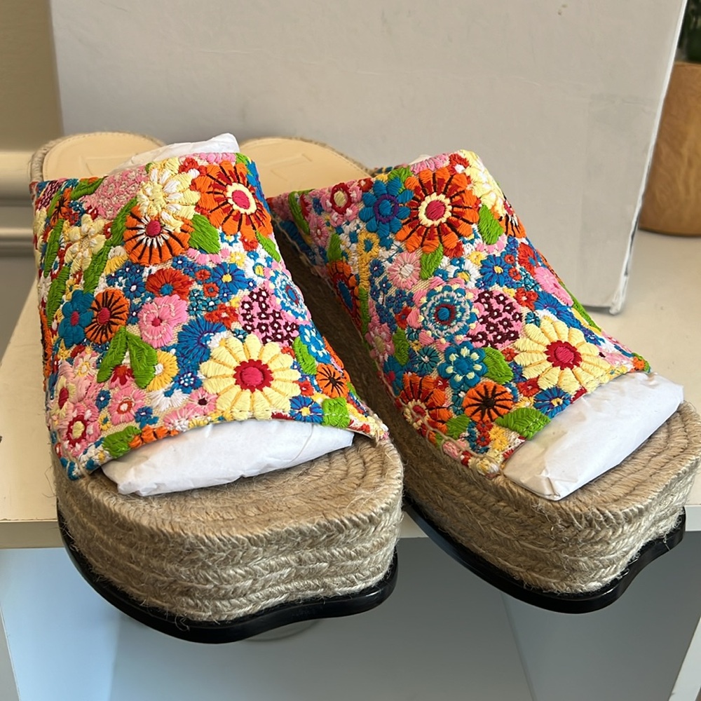 Authentic New Loewe Petal Espadrille Size 38/US 8 - Picture 2 of 16
